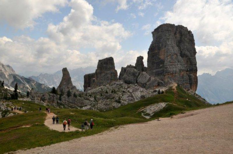 Poletni Dolomiti, na jezera pa v Avstrijo - Irena Miš Svoljšak in Janez Miš