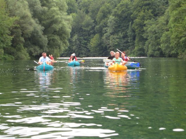 Srečanje na Kolpi - Irena Sedej, Igor Gantar, Vinko in Breda Korošec, Jerca Guštin