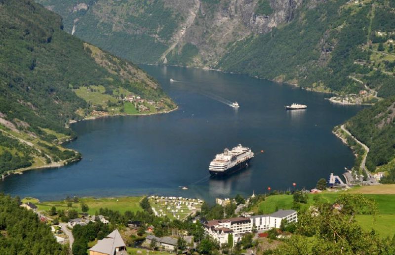 Norveški fjordi in ščepec Švedske po mišje - Irena Miš Svoljšak & Janez Miš