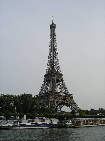 Pariz 05.2007 - Rajko (oz. namesto njega njegova hčerka)