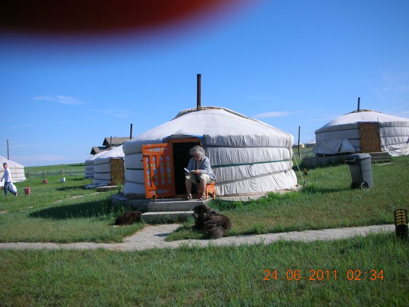 Mongolija z vlakom in letalom ( Franc Torkar, Amalija Jukič)